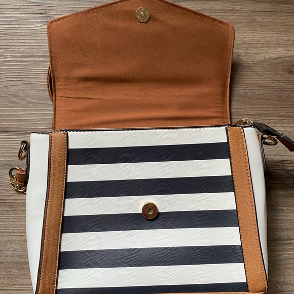 Call It Spring purse. - Picture 3 of 5